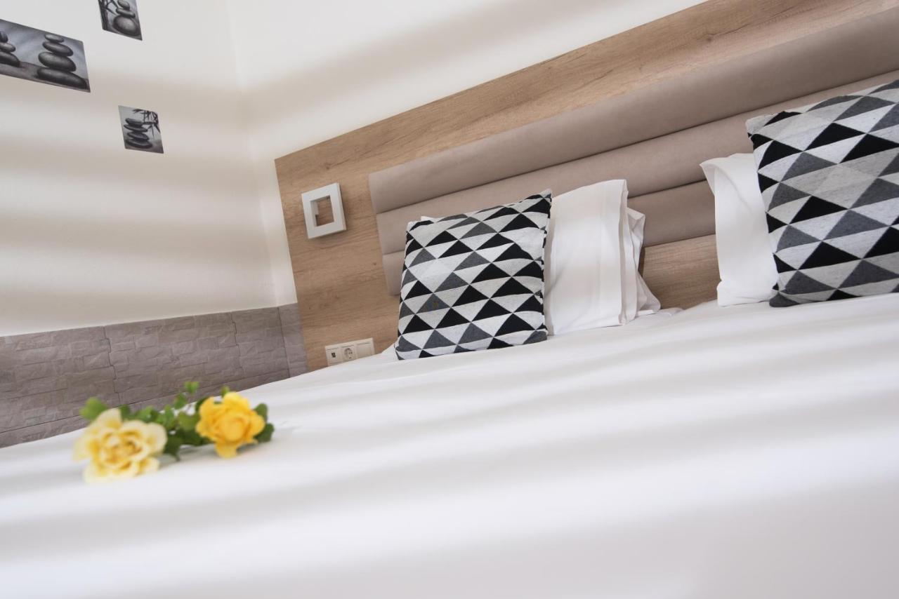 Vagelis Apartments Malia Экстерьер фото